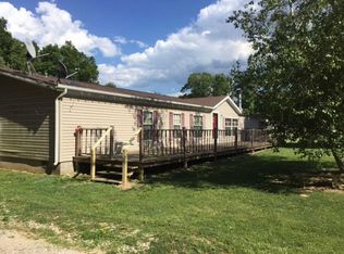 761 Paradise Pl, Spencer, IN 47460