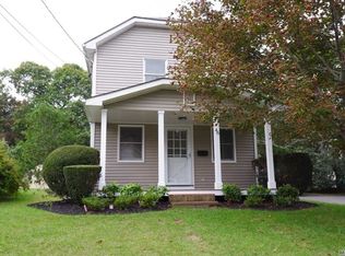 46 Bowne Ave, Blue Point, NY 11715