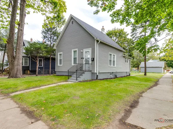 1441 Victoria Ave, North Chicago, IL 60064
