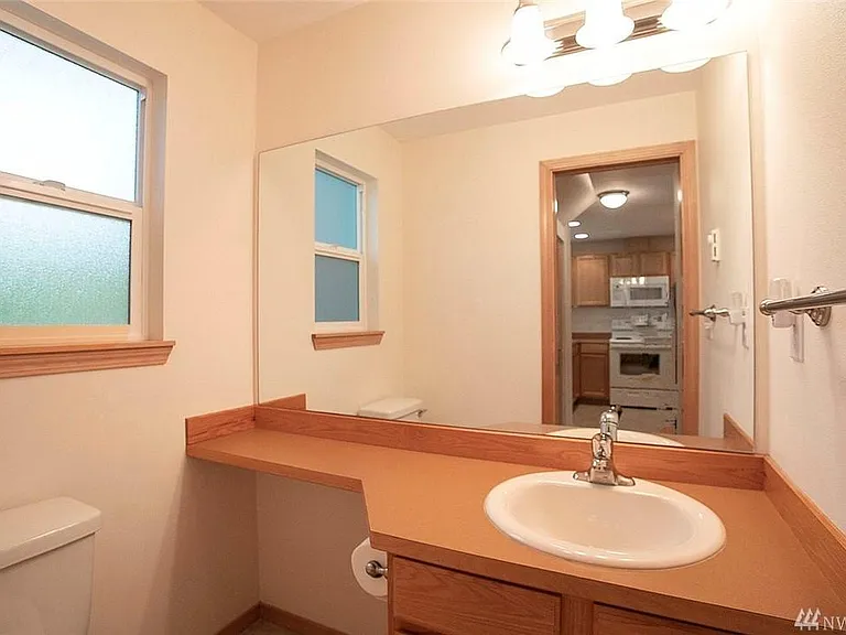 4543 S 248th Pl — Photo 3