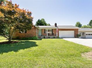 108 Joyce Rd, Hendersonville, NC 28792