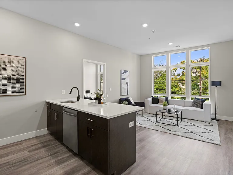 Central 70 Lofts — Photo 30