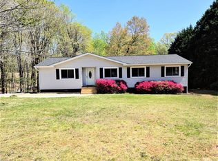 1332 Gentry Farm Rd, King, NC 27021