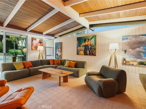 6944 Crest Rd, Rancho Palos Verdes, CA 90275