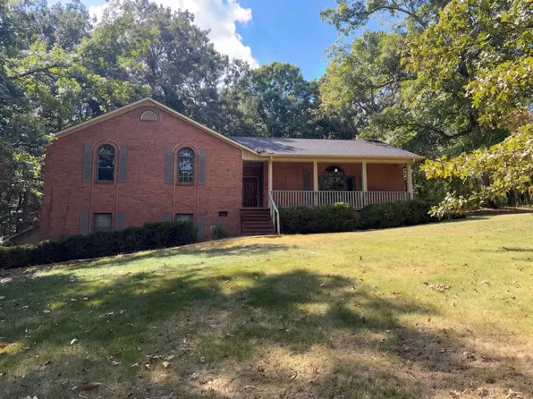 675 Jenny St, Selmer, TN 38375