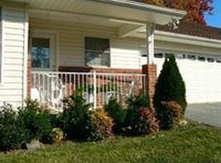 98 Allen Paul Dr, Hendersonville, NC 28791