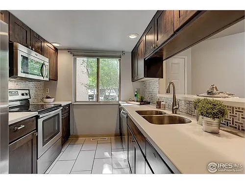 2978 Shady Holw W Photo 1
