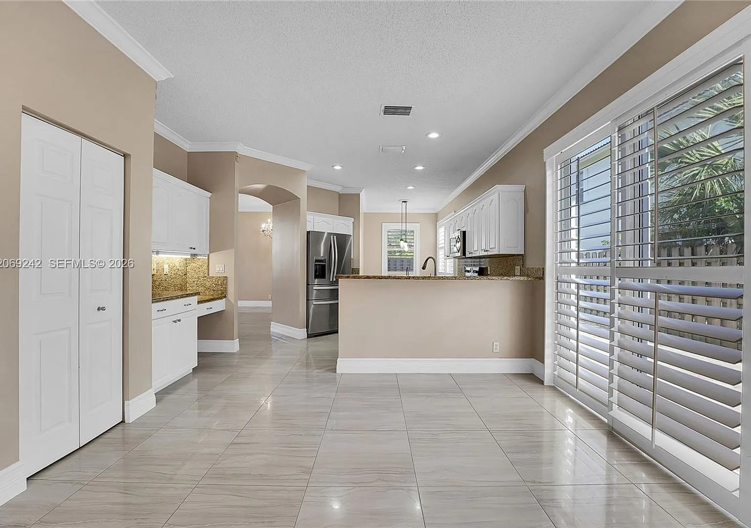 1905 Capeside Circle 1905, Wellington, FL 33414 - 8032 — Photo 3
