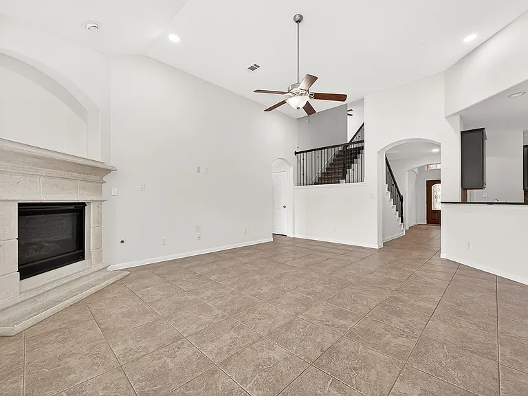 17415 Sandalisle Ln — Photo 13