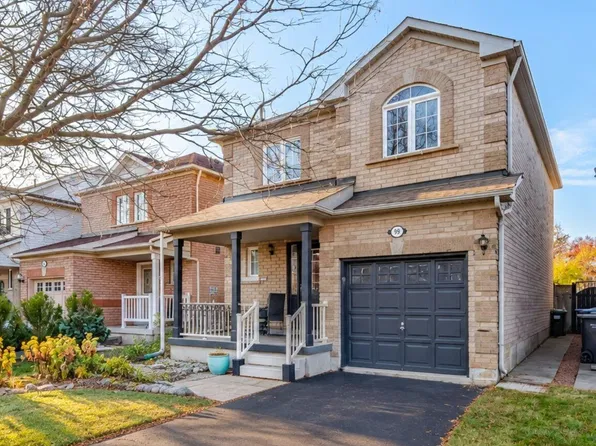99 Woodhaven Dr, Brampton, ON L7A 1Y4