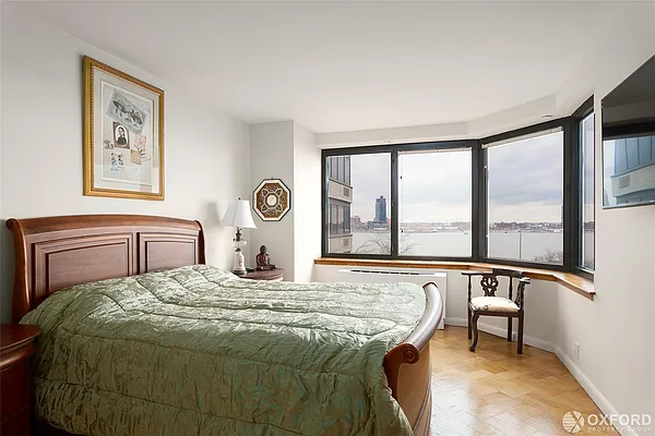 Rented by Oxford Property Group | media 19