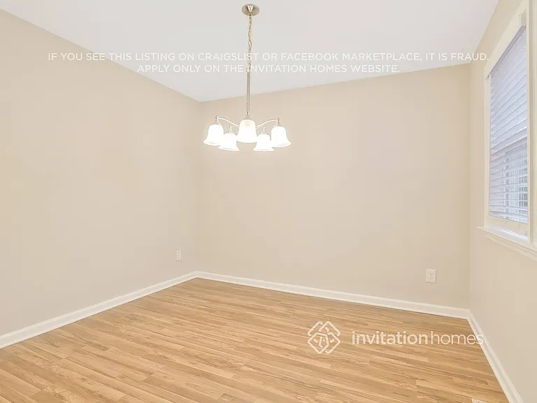 2621 Windridge Dr — Photo 11