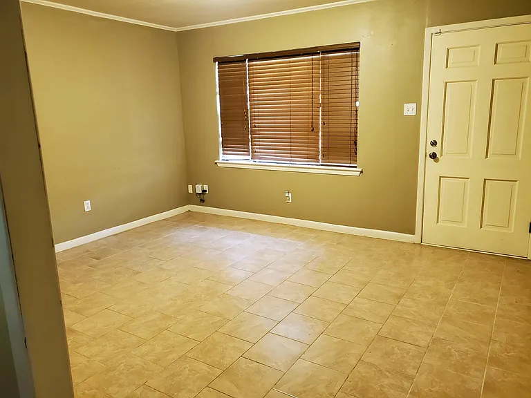 145 S Beadle Rd — Photo 4