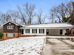 1407 Lyndhurst Dr, High Point, NC 27262