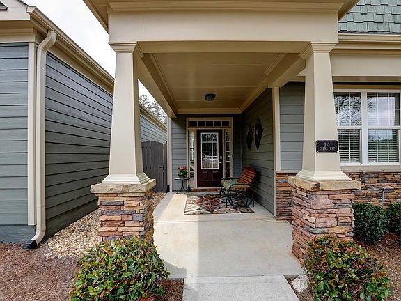 4th image of 325 Glens Way