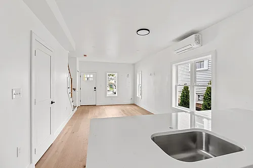 7-9 2nd St #9A Photo 1