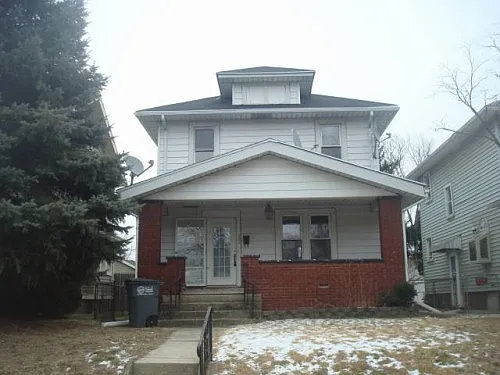 251 Mayberry St photo 1