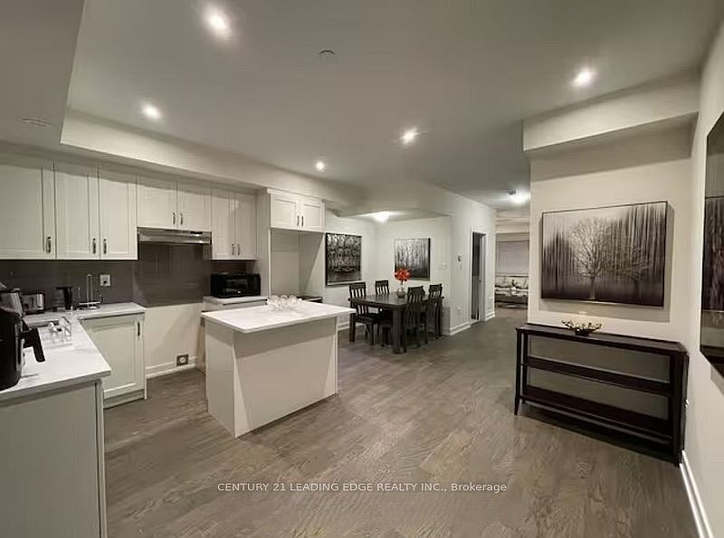 2nd image of 98 William Duncan Rd