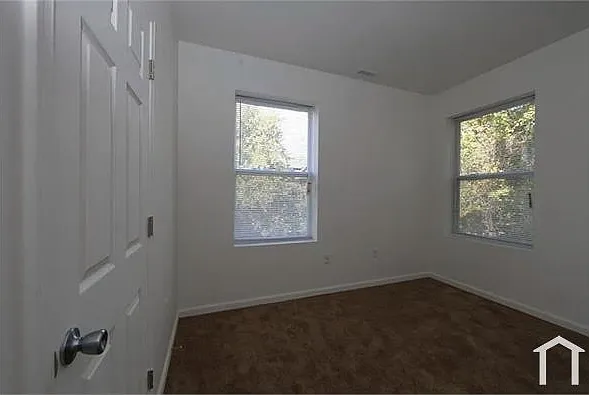 2 bed, $1,150 — Photo 3