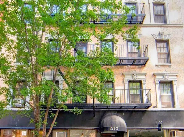 210 East 21st Street image 8 of 9