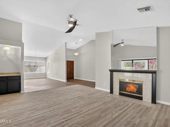 26633 S QUEEN PALM Court, Sun Lakes, AZ 85248