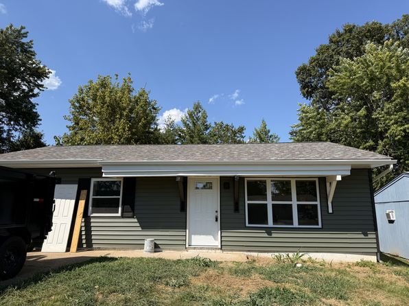 45 Cedar Ridge Dr