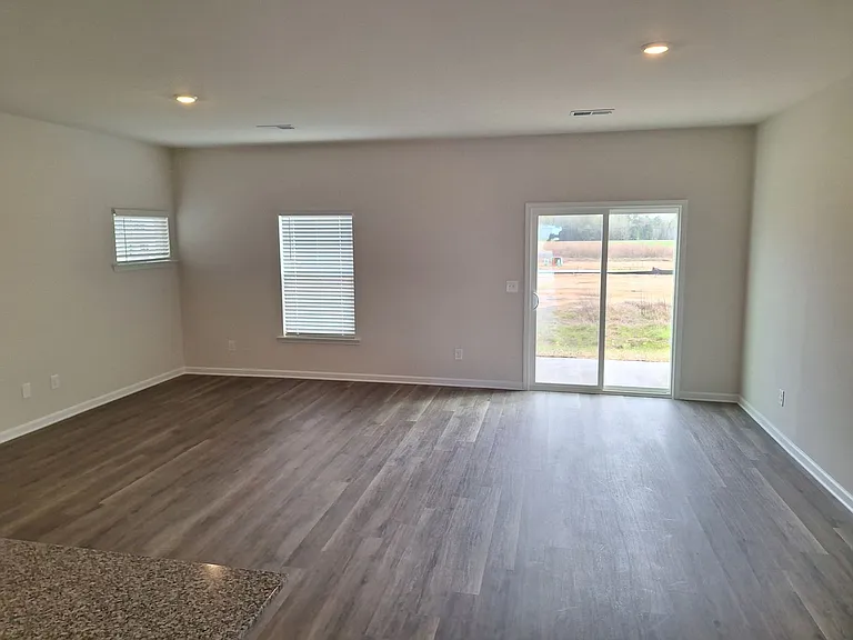 725 Gatestone Ln — Photo 12
