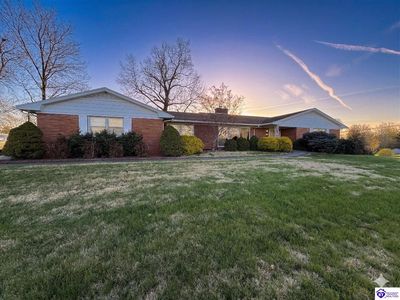 114 N Logsdon Pkwy, Radcliff, KY, 40160