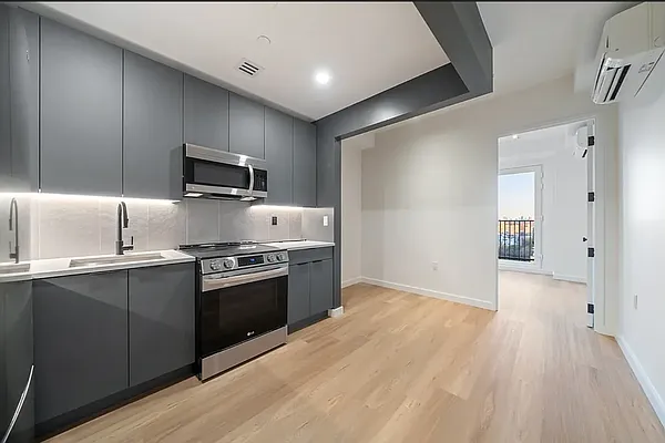 Rented by Highline Residential | media 5
