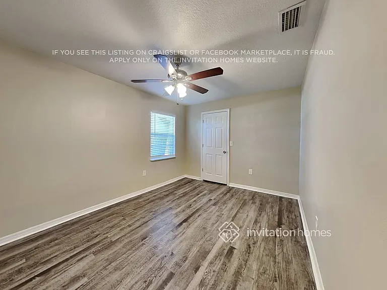 3801 Dovehollow Dr — Photo 12