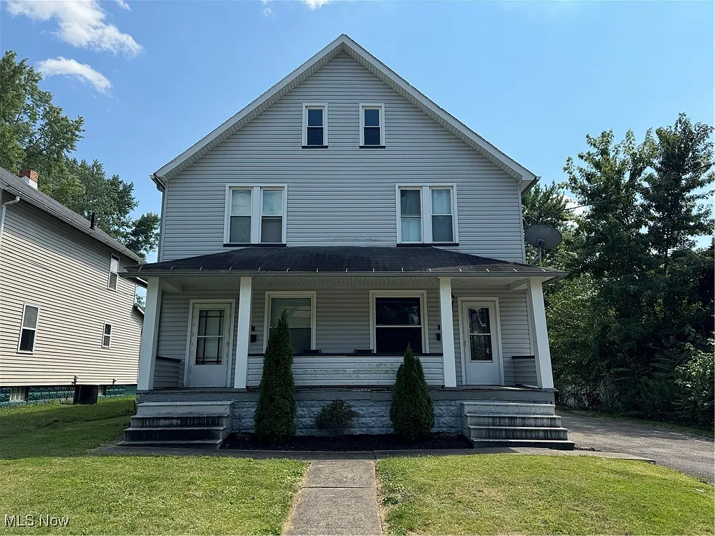 909 Mason St photo 1