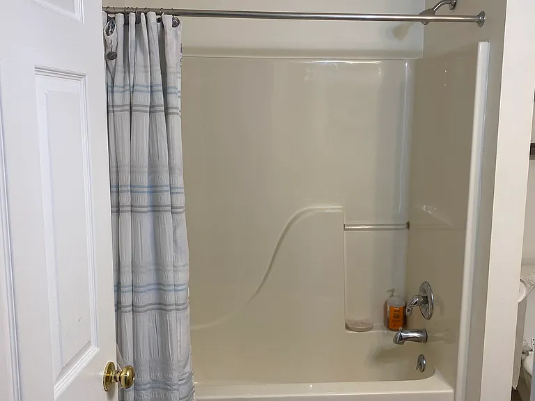 4150 Roth Farm Village Cir — Photo 27