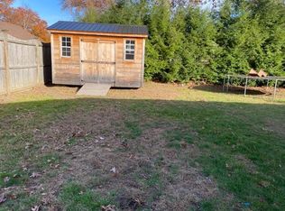 171 Newhouse St, Springfield, MA 01118