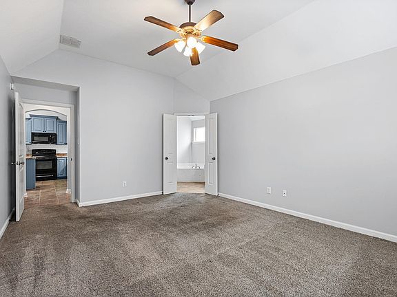 5th image of 8887 Macon Rd