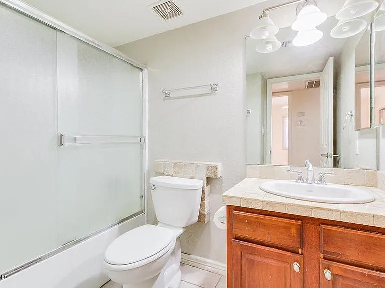 12440 N 20th St #120 — Photo 15