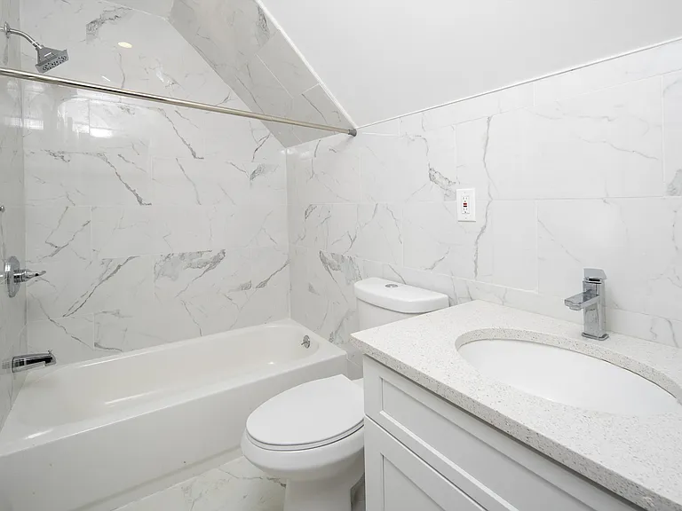 1820 Highland Ave #2 — Photo 23