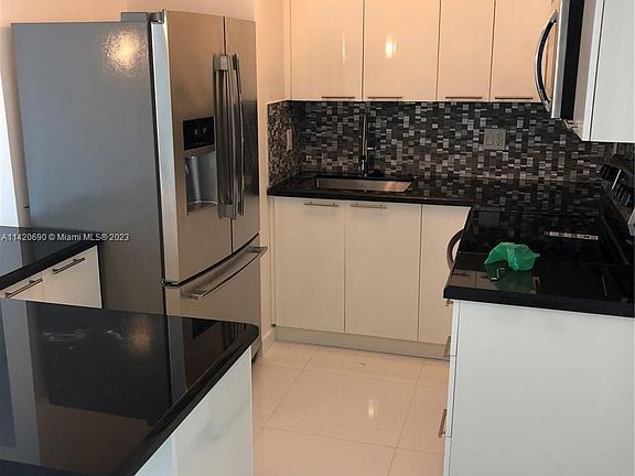 2nd image of 3755 NE 167th St APT 37