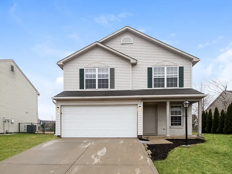 607 Sweet Creek Dr — Photo 1