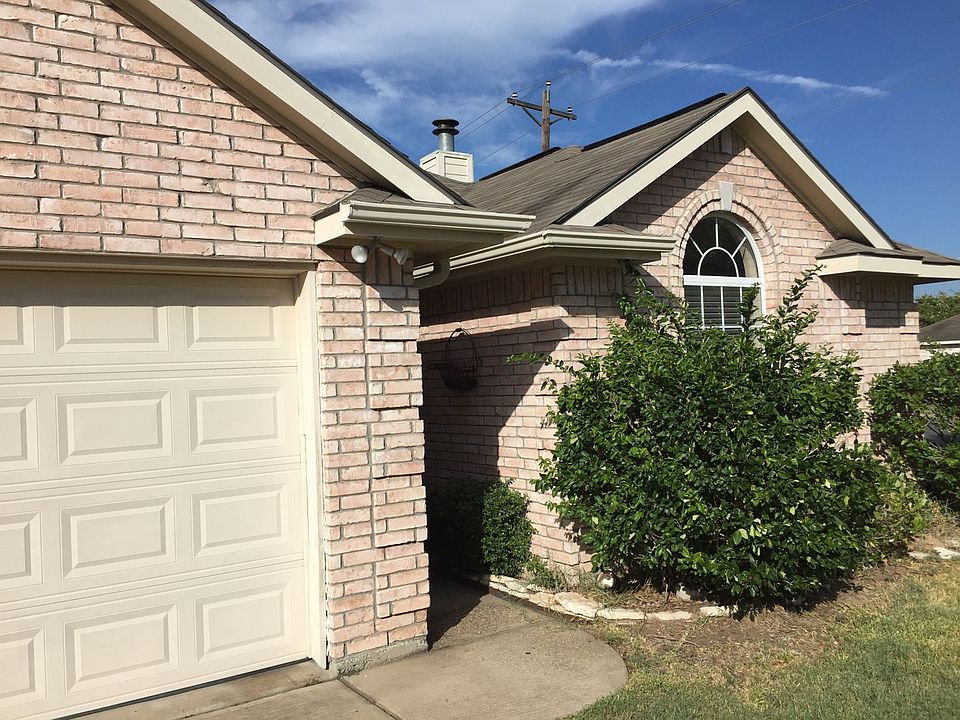 1st image of 3519 Vienna Dr