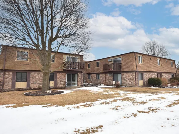 1201 Marcia AVENUE #203, West Bend, WI 53090