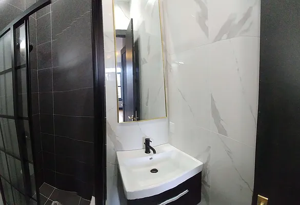 Rented by Reyes & Elsamad Real Estate Group | media 47