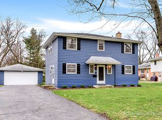 934 Rose Ln, Naperville, IL