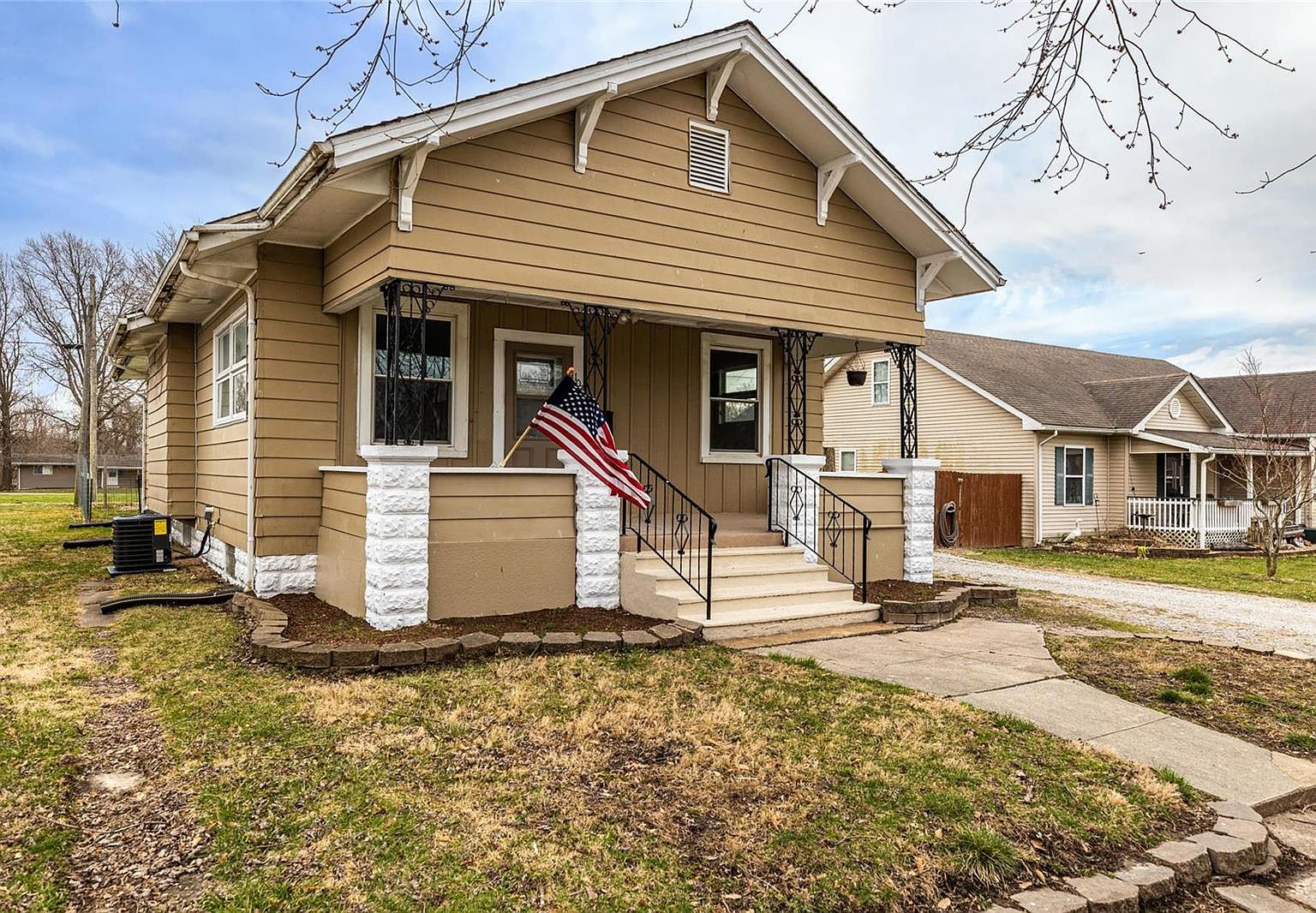 103 S 7th St, Benld, IL 62009 Zillow