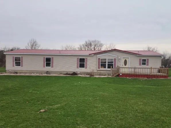 108 W South St, Goodland, IN 47948