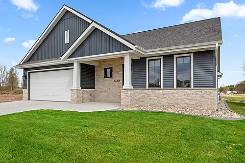 392 Farmhouse Ln Photo 1