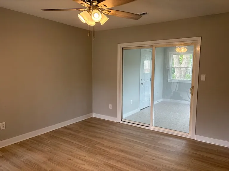 204 Greenwell Dr — Photo 11