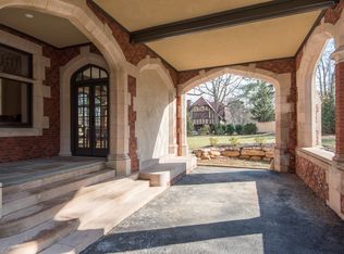 100 Pembroke Ave, Wayne, PA 19087