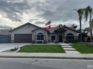 5209 Bayshore Dr, Bakersfield, CA 93312