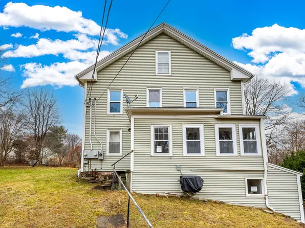 243 Pond St, New Britain, CT 06051