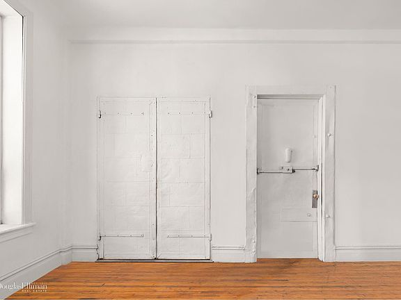 5th image of 28 E 4th St APT 4W